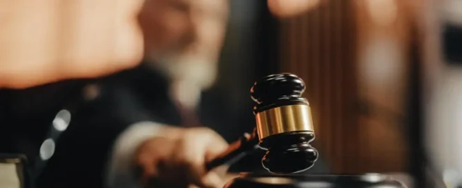 Verhetzung in Österreich (§ 283 StGB) – Aufstachelung zu Hass oder Gewalt gegen geschützte Gruppen