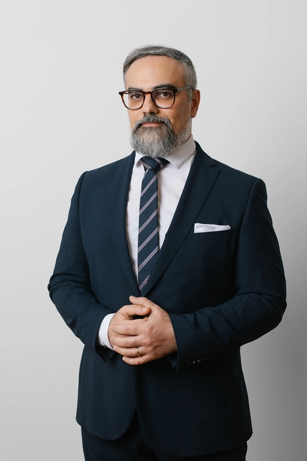 Mag. Fadi Arabo – Portraitfoto für Rechtsanwalt Mag. Sascha Flatz Wien